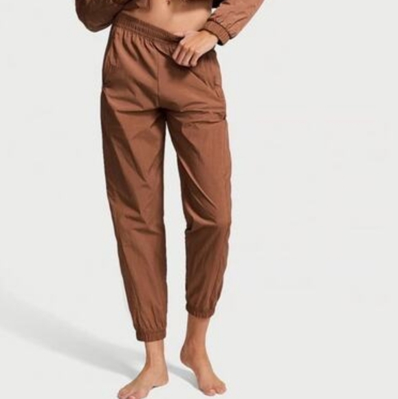 Victoria's Secret Pants - Victoria's Secret Parachute Weekend Joggers